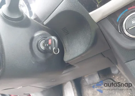 2016 Toyota Corolla Le z USA, uszkodzony, nr VIN 2T1BURHE9GC521820